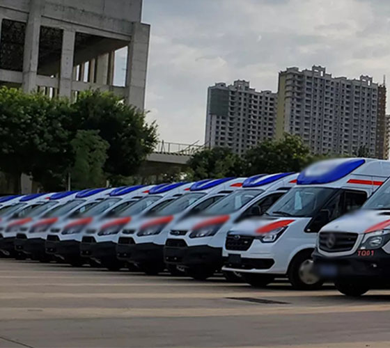 巴塘县服务车队展示